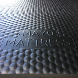 Tapis Mayo Mattress EVA pour Box - Confort Équin Durable